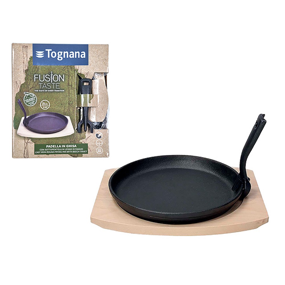 Tigaie din fonta 21 cm Tognana Fusion Taste pe suport de lemn