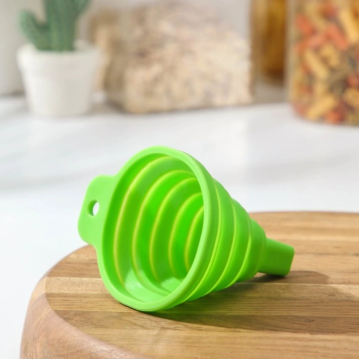 Pâlnie Pedrini Gadget Lillo pliabilă, din silicon 