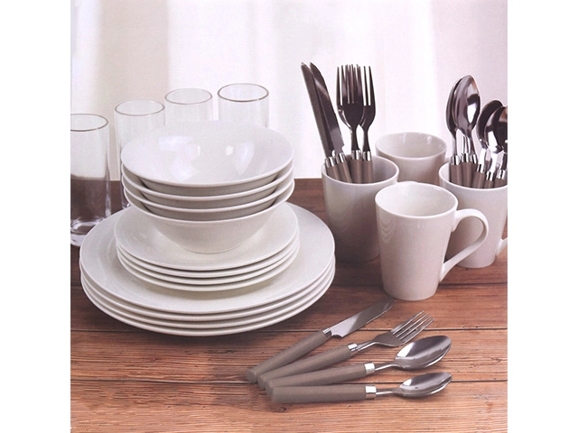 Set vesela si tacamuri EH 4 persoane, 36buc