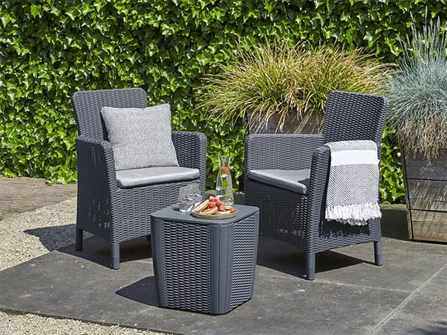 Set mobilier Trenton 3 unitati: masa 39X39X42 cm, 2 fotoli 63X60X85 cm, grafit - gri rece