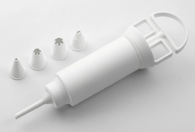 Seringa pentru patiserie Gadget Lillo si 5 forme