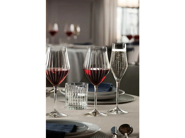 Set 6 pahare pentru sampanie Timeless 230 ml