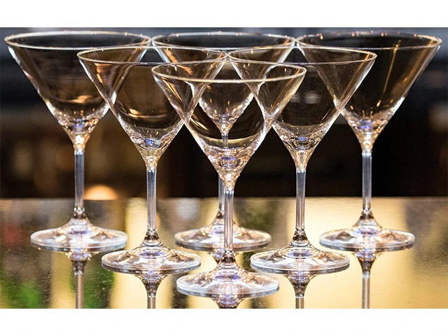 Set 6 pahare pentru martini Invino, 350ml