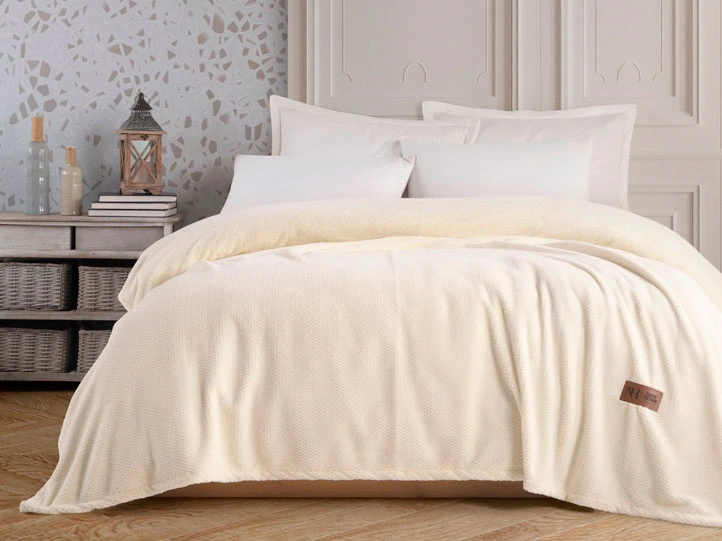 Cuvertura de pat 200X220cm NH Battariye, poliester, bej