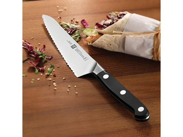 Cutit bucătar-șef Zwilling PRO, lama 14 cm