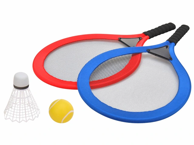 Set pentru tenis: 2 palete, 2 minge,  fluturas