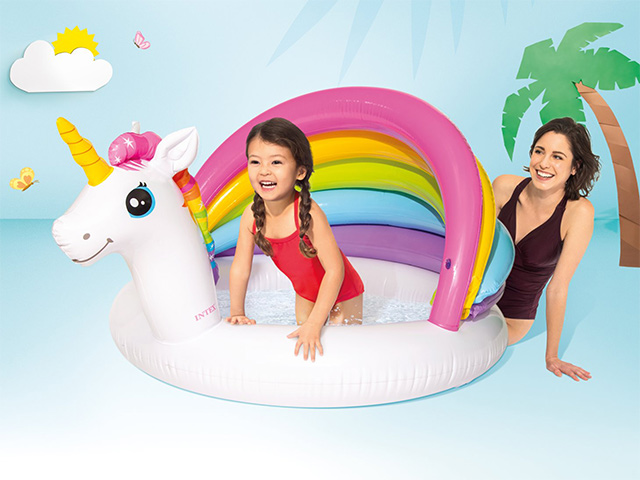 Bazin Gonflabil Unicorn 127x102x69cm, 1+