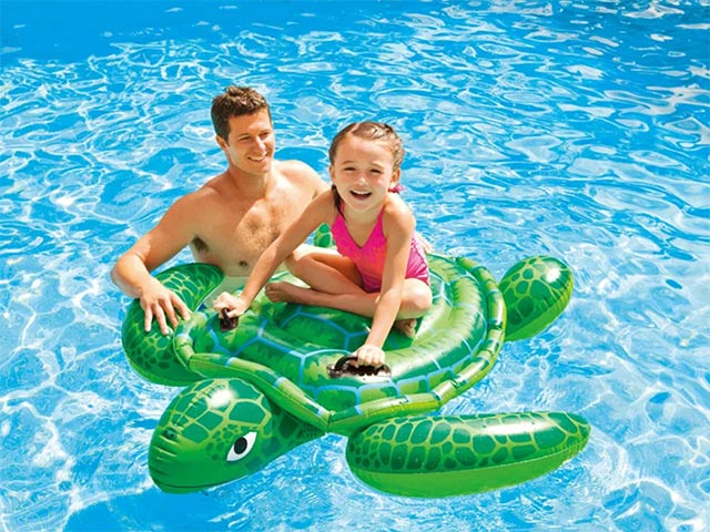 Plută-saltea gonflabilă “ Țestoasa Lil” cu mânere, 150х127 cm, până la 40 kg, 3+