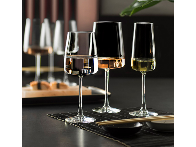 Set 6 pocale de vin RCR Essential 650ml