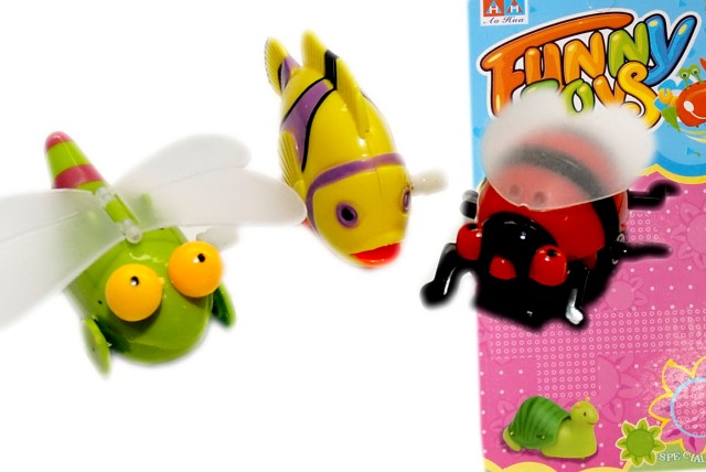 Set pistol care trage cu gloante din cauciuc+2 gloante 11X10cm