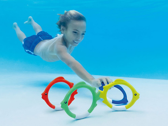 Set de joc subacvatic „Inele – Peștișori”, 6+, 4 culori