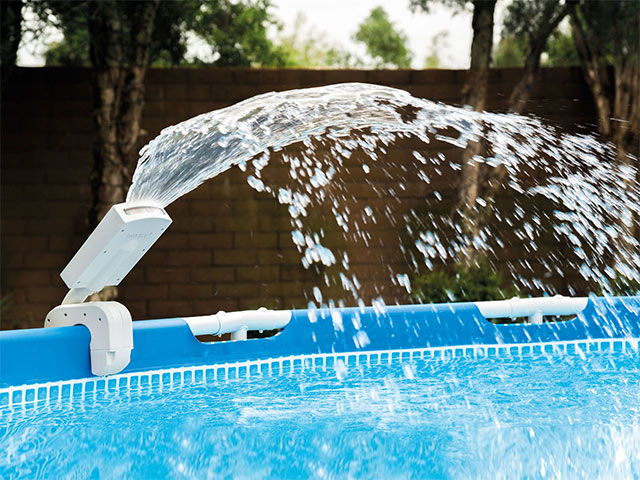 Pulverizator cu iluminare LED pentru piscină cu cadru metalic