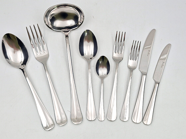 Set de tacamuri Pinti Capitolium 75buc, inox